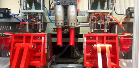 雙模頭小豬生產視頻