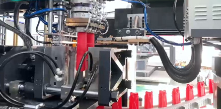 1.5L油壺生產視頻